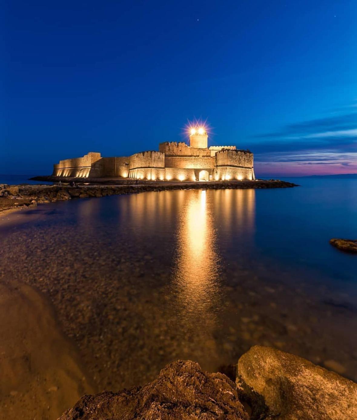 B&B A Un Passo Dal Mare Crotone Exterior foto